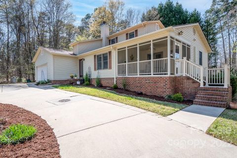 1673 Sherwood Court