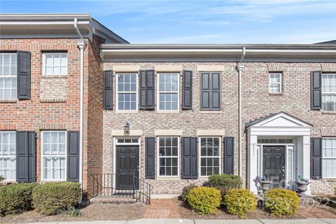 8669 Beaver Creek Drive sold home in Heron Bay, Charlotte, NC