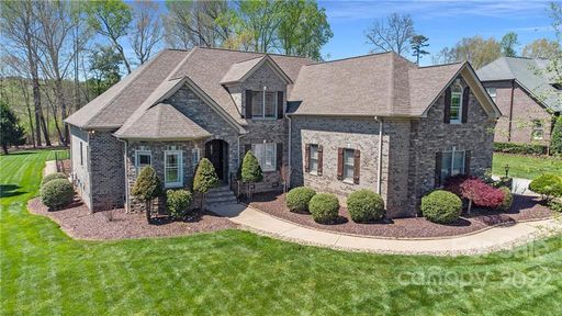 Previously sold for $905,000