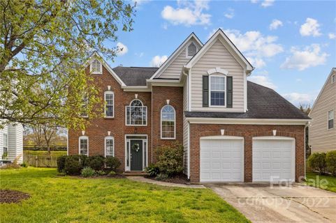 11431 Laurel View Drive
