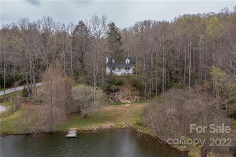 2129 Locust Grove Road sold home in Twin Brooks, Hendersonville, NC