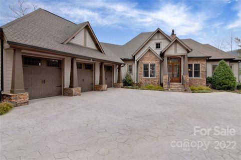 101 Spruce Lane sold home in The Cliffs Valley, Zirconia, NC