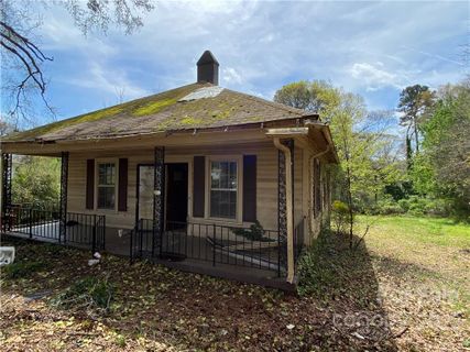 147 Dixon Circle sold home in Greenwood Park, Gastonia, NC