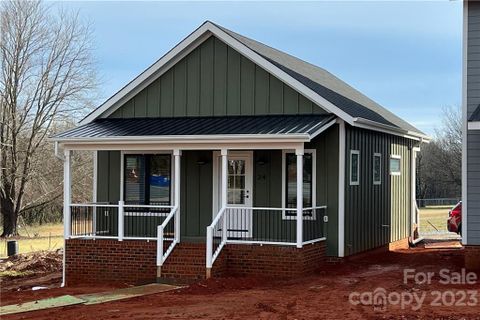 24 Cottage Court sold home in Duke Street Cottages, Granite Falls, NC
