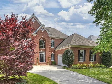 11910 James Richard Drive sold home in Vanderbilt At Providence, Charlotte, NC