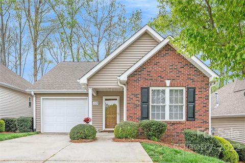 113 Keswick Lane