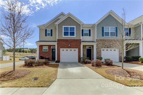 3305 Yarmouth Lane