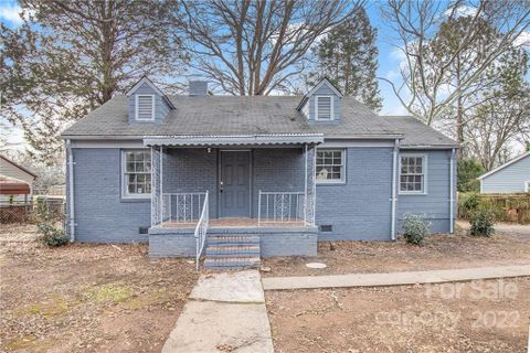 2721 Mayflower Road