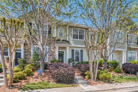 453 River Park Road