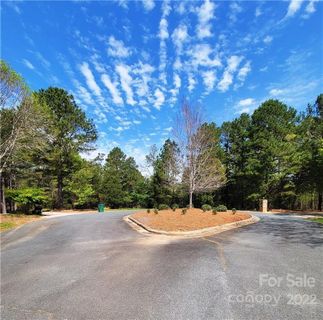 7035 High Oaks Drive 127 sold home in Lake Providence, Weddington, NC