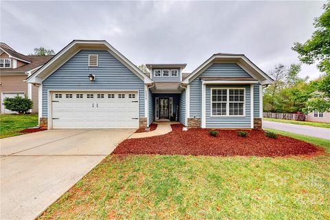 3338 Xandra Court