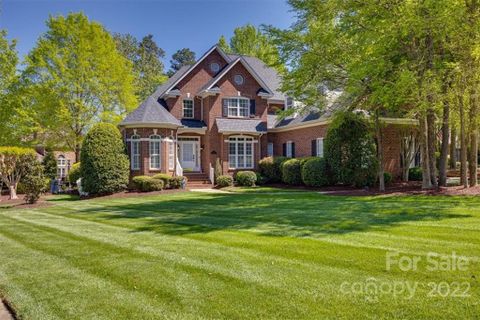 719 Donegal Court