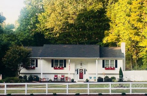 490 Woodend Drive