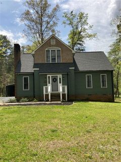 208 Pioneer Drive