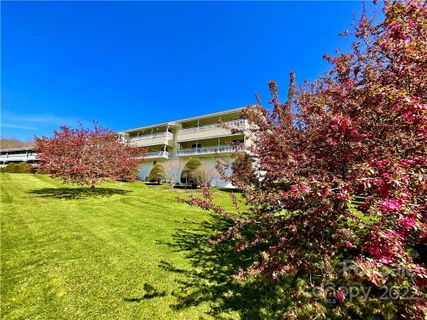 225c Fairway Lane sold home in Fairway Condominium, Spruce Pine, NC