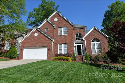 19527 Dufour Court