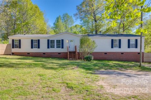 3074 Balkan Drive sold home in Olympic Acres, York, SC