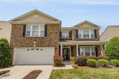 14024 Lawrence Farm Lane sold home in Hartwell, Charlotte, NC