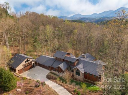 411 Coopers Hawk Drive
