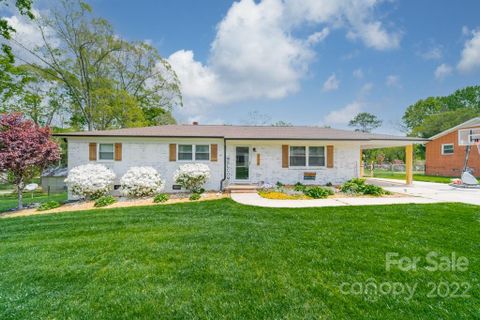 338 Fieldstone Road