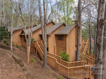 115 Bent Creek Boulevard 18
