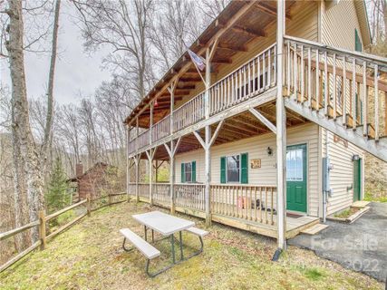 244 Bridle Drive sold home in Horseshoe Cove, Maggie Valley, NC