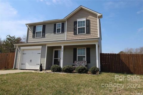 210 Hollybrook Court