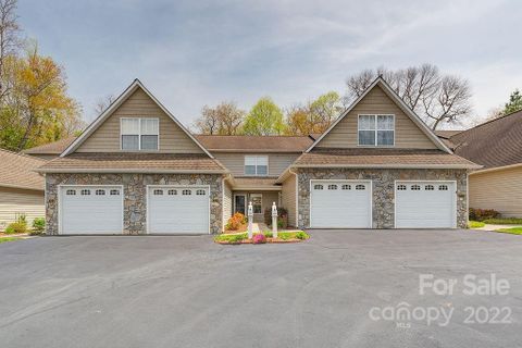 302 Waters Edge Drive sold home in Waters Edge Condos, Weaverville, NC