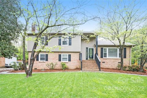 7516 Cornwallis Lane