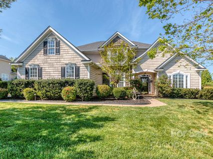 1909 Silk Pond Drive sold home in Providence Glen, Waxhaw, NC