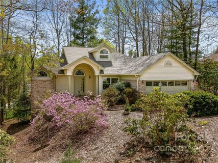 101 Brewster Circle