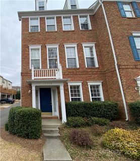 10440 Winslet Drive sold home in Charleston Place, Charlotte, NC
