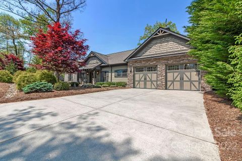 2388 Connestee Trail