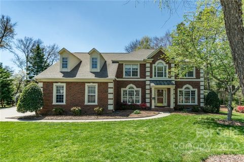 602 Queenswater Lane