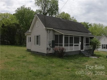 164 Grove Street sold home in Erwin Mills, Mocksville, NC
