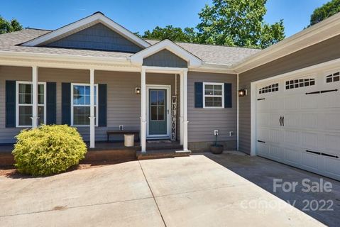 129 Foy Lane sold home in North Crossing, Statesville, NC