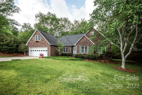 168 Cottontail Lane