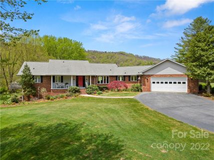 4 Willow View Drive