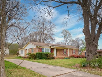 329 Costner Drive sold home in Pine Acres, Bessemer City, NC