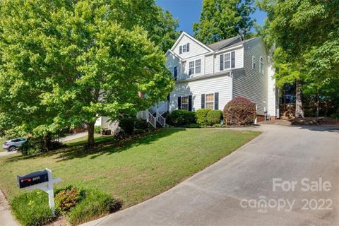 3183 Hadden Hall Boulevard
