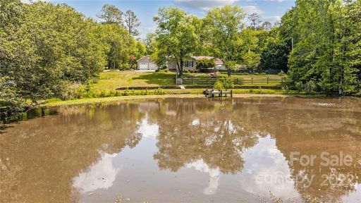 400 Neighbors Drive sold home in Olde Camden Estates, Midland, NC