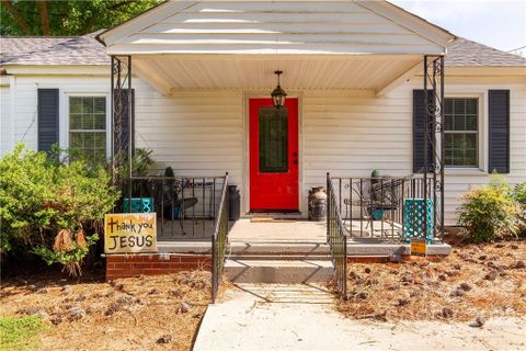 1217 Laurel Avenue
