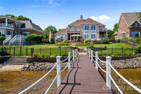 17637 Spinnakers Reach Drive