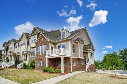 6244 Cloverdale Drive