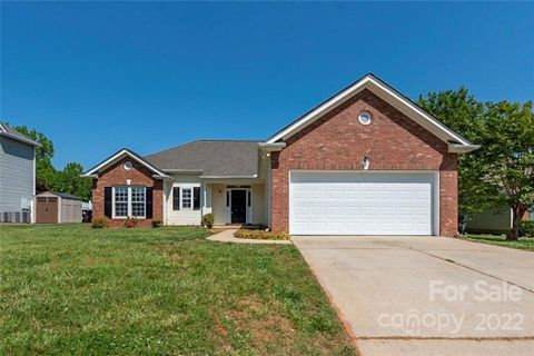 105 Scottie Court
