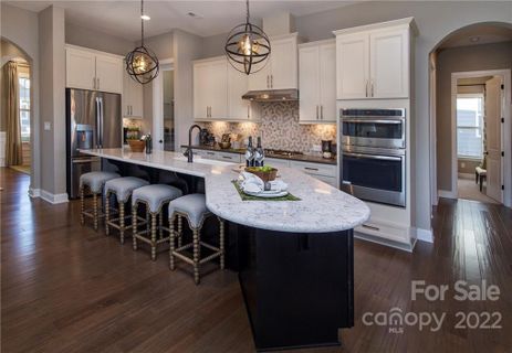 2254 Excalibur Drive 11