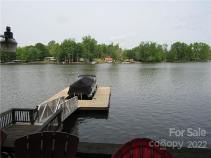 1883 Hickory Point Drive 159 sold home in Hickory Point, Lexington, NC