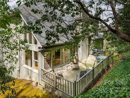 43 Windward Drive sold home in Hunters Ridge, Asheville, NC
