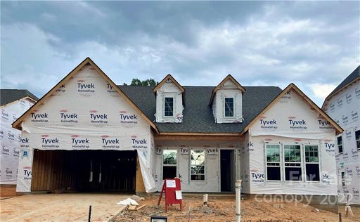 2214 Excalibur Drive 3