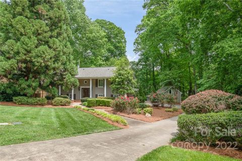 6227 Gaywind Drive sold home in Singing Springs, Charlotte, NC